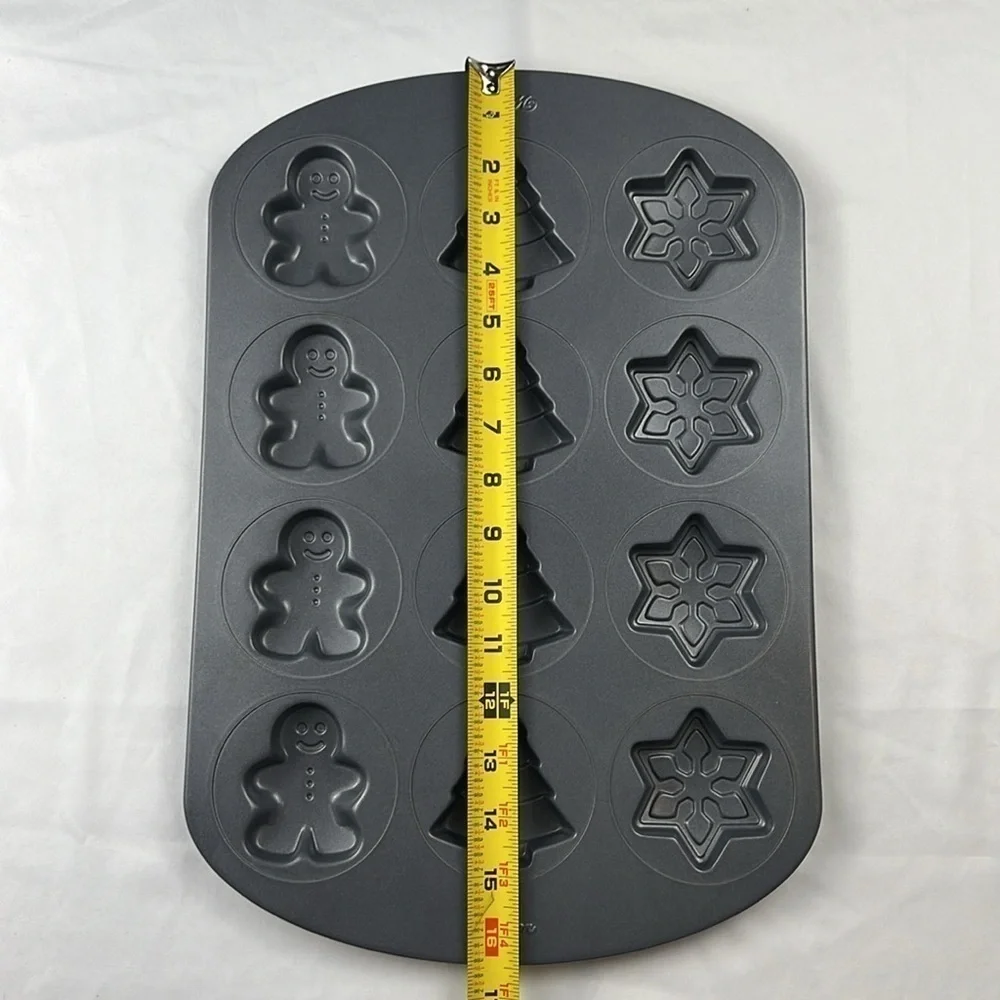 Wilson Preformed Cookie Bakeware - Christmas - Winter - Gingerbread, Tree, Star